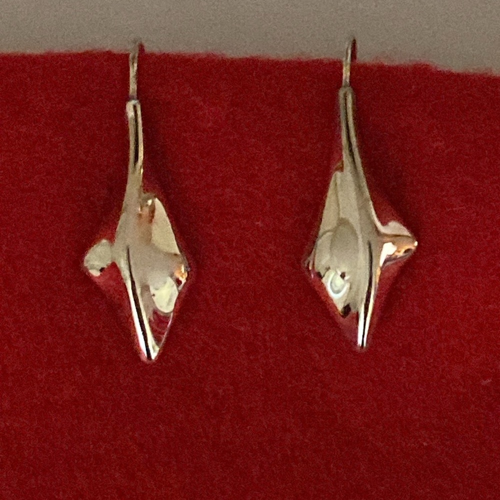 Vintage Monet Elegant Silvertone drop Wire Post Earrings